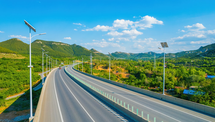 研报新知| 高速公路行业成弱市避风港，这家公司今年股息率有望达到4.9%