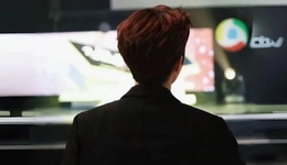 李佳琦、东方甄选同日道歉，直播间是时候“去明星化”了？