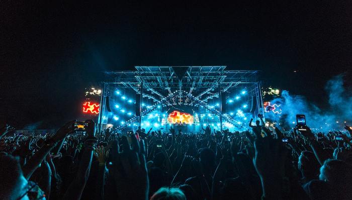 演唱会,线下演出,黄牛,