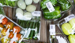 生鲜电商保卫战：盒马鲜生“进”，叮咚买菜“退”