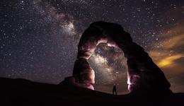 揭秘墨西哥“外星人”爆料者：拍UFO視頻為生，背后網(wǎng)站年營收8000萬美元