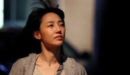 白百何，内娱无代餐