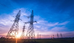 8月國內(nèi)火電、風(fēng)電增速由增轉(zhuǎn)降，水電增速由降轉(zhuǎn)增