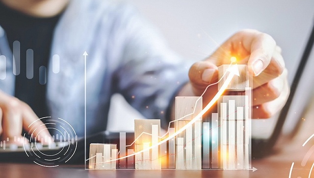 珈伟新能11亿定增获批，市值40亿累亏23亿，地方国资能否挽救业绩？