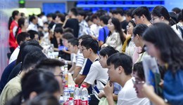 直通部委 | 统计局：青年人就业8月份出现明显改善 卫健委：猴痘纳入乙类传染病管理