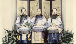 当照相机第一次对准东亚，摄影师看见了什么？