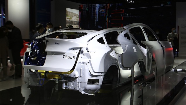 特斯拉一体化压铸技术取得新突破，新车开发时间最快可压缩至一年半