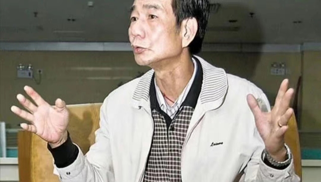 曾常年监督公车私用的“区伯”去世了