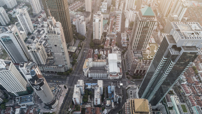 上海,南京西路,静安区,中信泰富广场,恒隆广场,楼宇经济,百亿楼,税收,高质量发展在申城