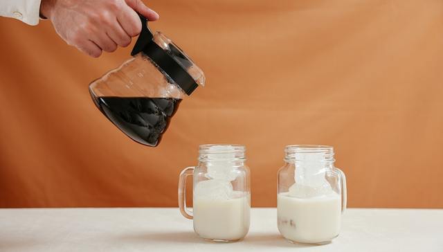 厚乳,乳制品,市场竞争,