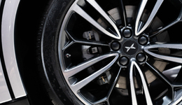 逆风翻盘，小鹏汽车的加法与减法