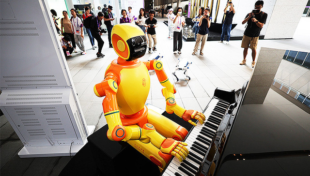 【图集】“数字火炬手”过亿，首次实现云上转播：杭州亚运会有多“智能”？