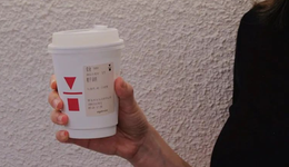 上市打破新品记录，一款劝人“躺平”的咖啡热卖，传递什么信号？