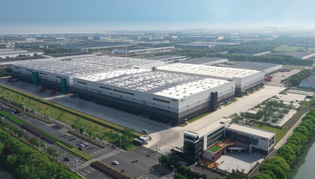 运动品牌扎堆环绕上海设立物流中心，打的什么算盘？