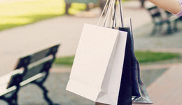 新消費(fèi)聯(lián)名背后的生意經(jīng)，誰(shuí)高攀了誰(shuí)，誰(shuí)贏麻了？