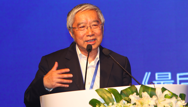 余永定：中国并未陷入“资产负债表衰退”，但财政政策过于谨慎 | 外滩金融峰会