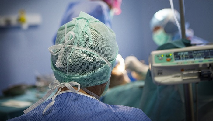 集采引发麻醉龙头人福、恩华跌停，市场有没有错杀？