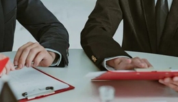 李宏瑋與符績勛，執(zhí)掌“新紀(jì)源”