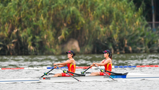 首金诞生！邹佳琪、邱秀萍夺杭州亚运会女子轻量级双人双桨冠军