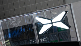 一年之后，小鹏汽车走出“抢救室”？