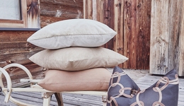 73万一套“床上爱马仕”，安踏老板收了