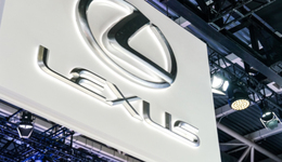 上半年在华销量逆势下滑近两成，雷克萨斯终于要迈出电动化改革的重要一步了吗？