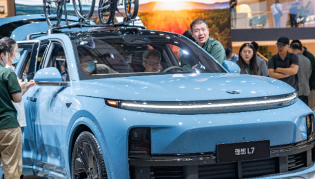 李想复盘理想汽车存在的三大问题，2025年销量需达到160万辆才能留在牌桌上