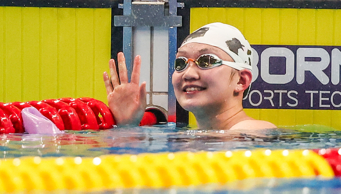 李冰洁收获第三金、汪顺400混摘铜，中国队再拿接力冠军展现团体实力