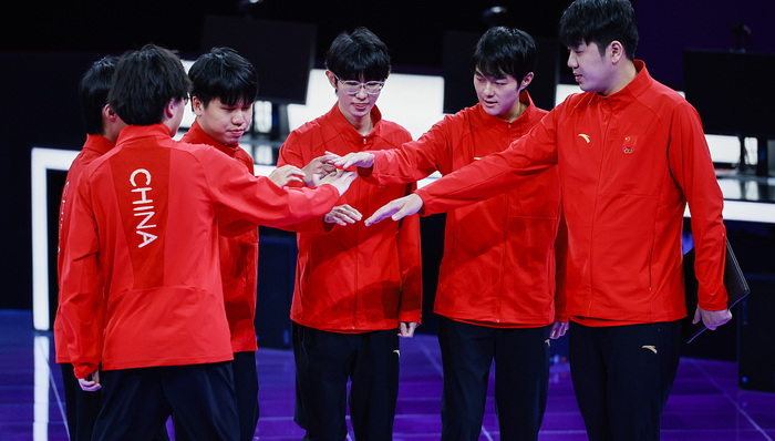 《王者荣耀》亚运决赛火热开打，中国队一路高歌拿下电竞首金