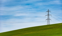 国资委要求“强化国资投资电网”：不该让电网成碳中和最薄弱环节