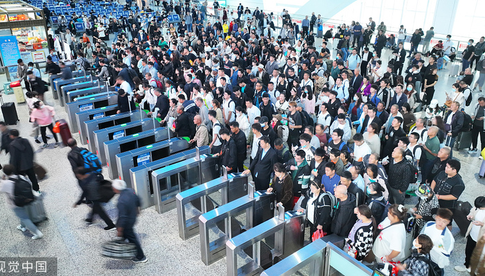 国庆长假开启倒计时，全社会跨区域流动量将达20.5亿人次