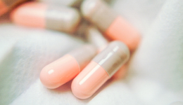 集體“辟謠”難蓋炒作熱情，常山藥業(yè)13天漲超200%，減肥藥概念還能火多久？