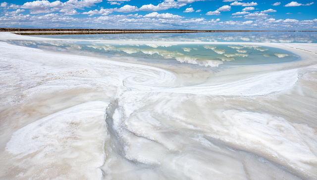 碳酸锂期货跌破15万元，明年走势仍不乐观| 锂价动态