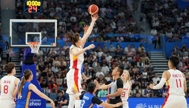 中国女篮亚运首秀大胜蒙古，三人女篮志在卫冕亦取开门红