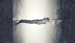 中國太保壽險(xiǎn)、財(cái)險(xiǎn)雙雙承壓，增收不增利困局待解