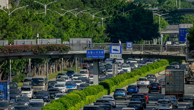 地图路况大片飘红，国庆出行已经堵上热搜！