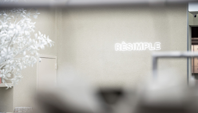 一个月开五家店，这个极简潮牌什么来头？