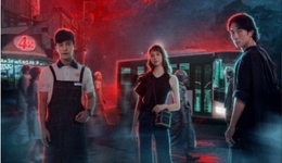 在東南亞“卷”得火熱的騰訊和愛奇藝，能跟Netflix抗衡了嗎？