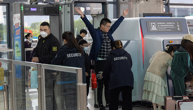 广铁集团通报列车持刀杀人案处理结果，相关责任人撤职、免职