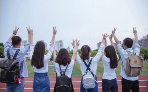 大学教育,小镇做题家,生活方式