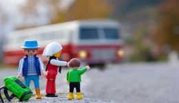 国庆旅游，抖快红的偷袭之战