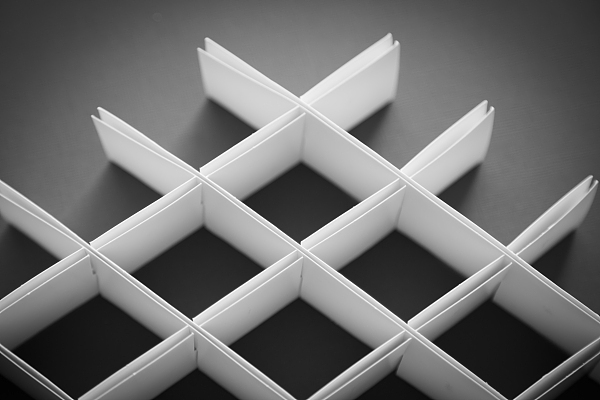 “孤儿单”客户经营难题何解？险企探索社区网格模式改革落地