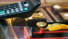 炒黄金，给年轻人上了一课