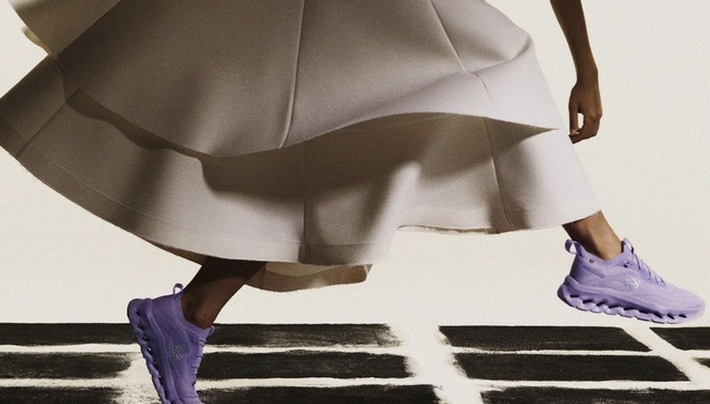 珀莱雅红宝石面霜3.0，LOEWE携手On合作推出Cloudtilt鞋款｜是日美好事物