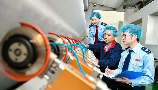 【评论】减税降费不是万能，法治和稳定政策才能满足企业家预期