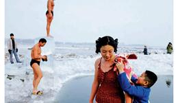 当日本摄影师久保田博二久久注视中国