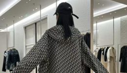 始祖鸟带火的冲锋衣，成了“智商税”的高发地