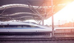 滬蘇嘉鐵路青浦新城站明年6月啟動(dòng)車站主體建設(shè)，三地通勤時(shí)間將減至45分鐘內(nèi) | 長(zhǎng)三角示范區(qū)四周年