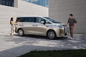 闪电快讯 | 长城汽车加入电动MPV混战 魏牌高山起售价33.58万元