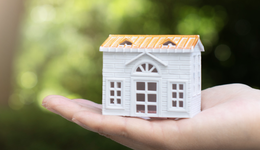 七旬老太全款买房背后，如何解决老人租房难